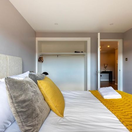 Stunning 1 Bed Merchant City Apartment With Parking Glasgow Kültér fotó