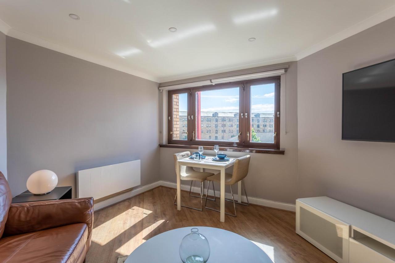 Stunning 1 Bed Merchant City Apartment With Parking Glasgow Kültér fotó