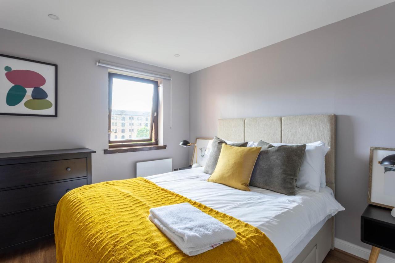 Stunning 1 Bed Merchant City Apartment With Parking Glasgow Kültér fotó