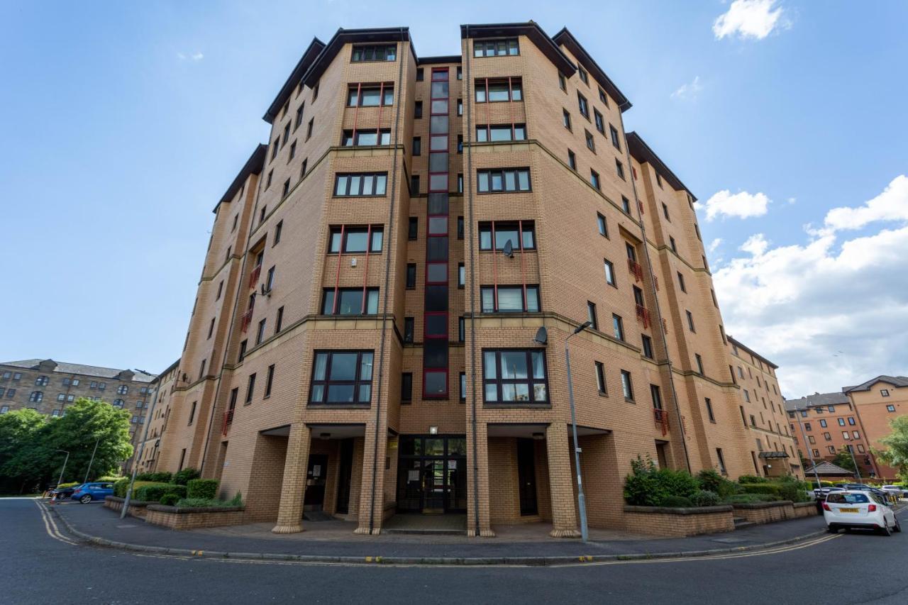 Stunning 1 Bed Merchant City Apartment With Parking Glasgow Kültér fotó